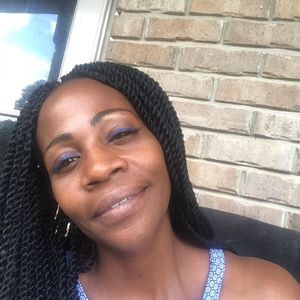 Meet your Posher, Tonya